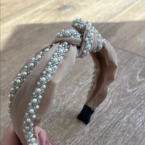 Elegant Pearl-Embellished Tan Headband
